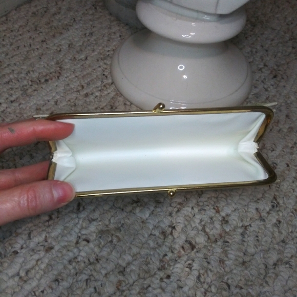 Vintage Princess Gardner Sage Green Kiss-Lock Top Clutch Style Wallet - Picture 7 of 16